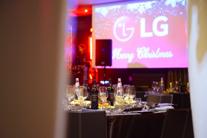 LG Christmas Night We Are You